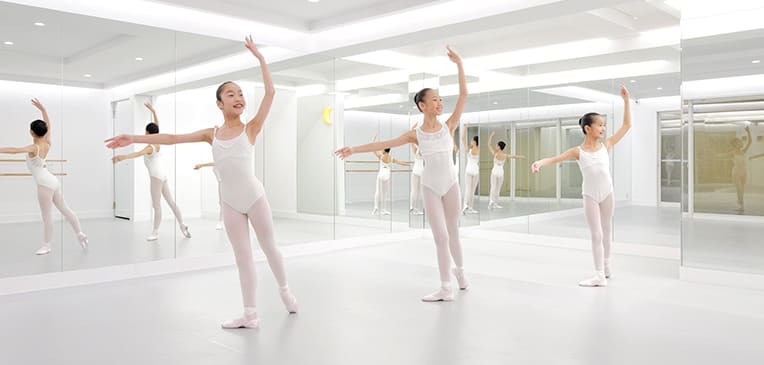 Studio Bondsについて